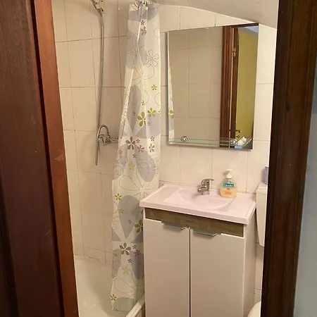 別荘 Vale Do Gavim, Rua Seixas